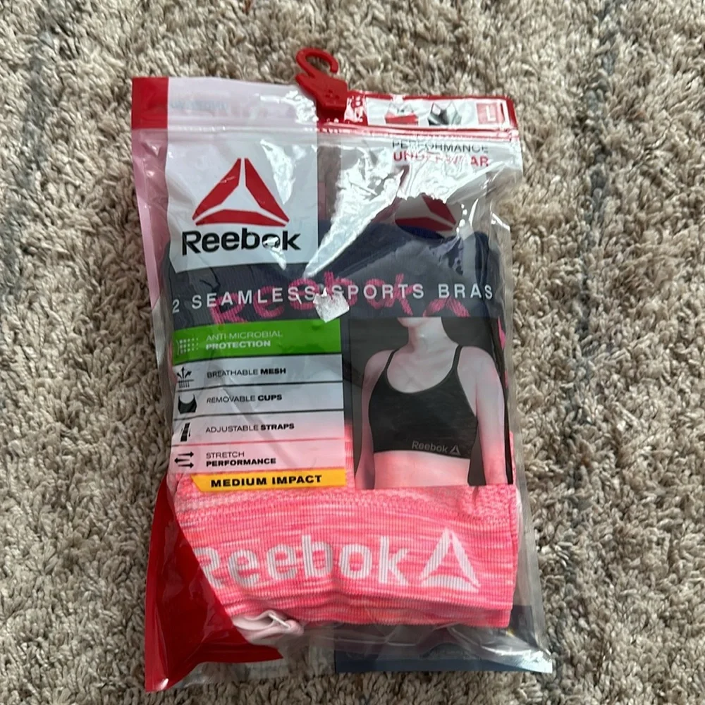 Reebok 2 medium impact sports bras - Picture 10 of 11